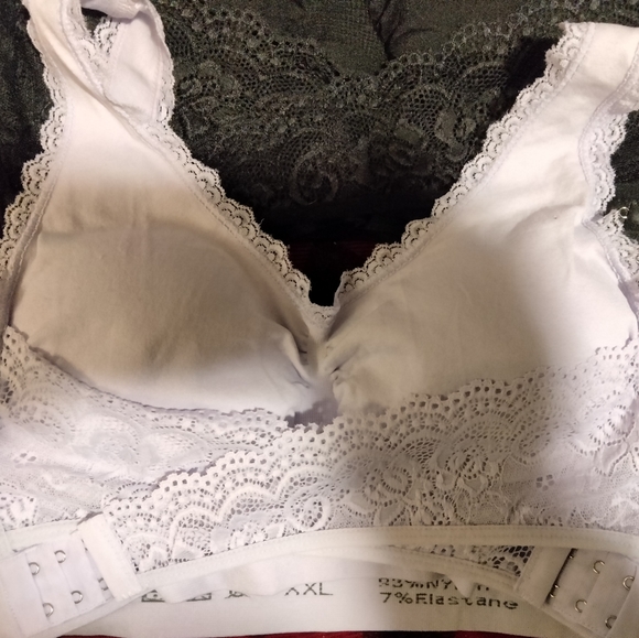 2 Bra Bundle - Picture 5 of 6